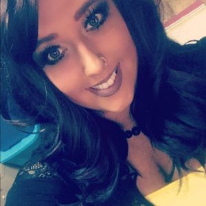 Meet your Posher, Janessa